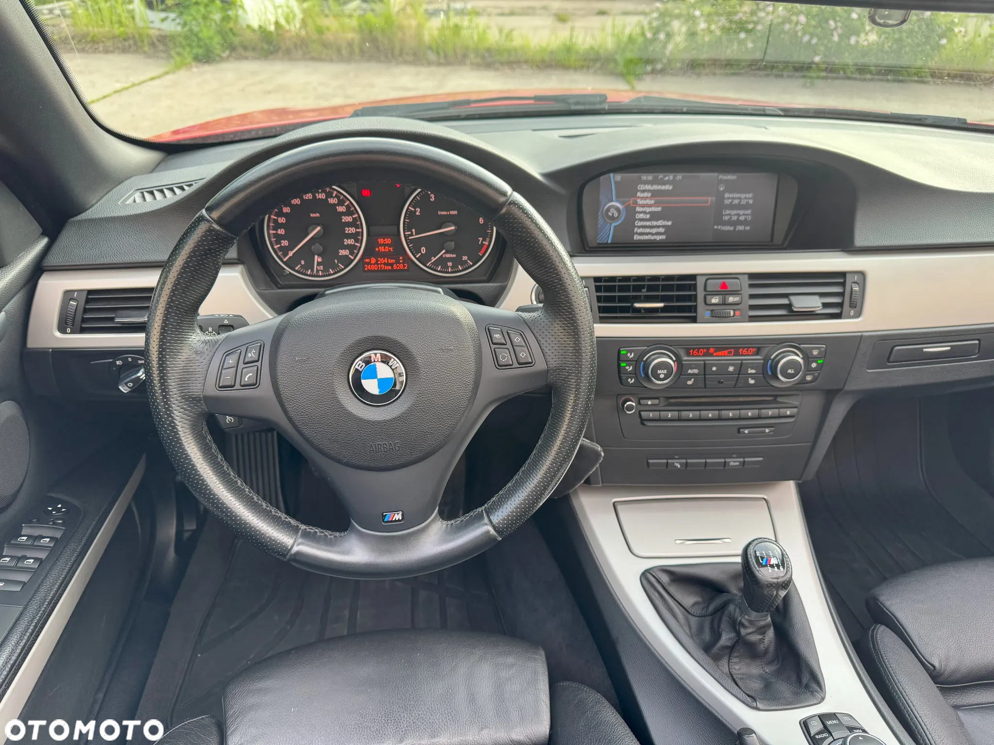 BMW Seria 3 320i Cabrio - 16