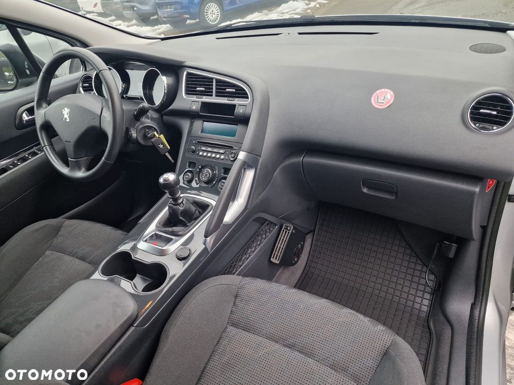 Peugeot 3008 1.6 HDi Active - 13