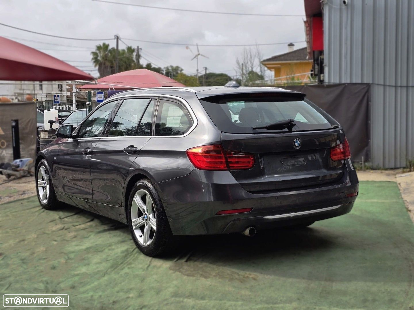 BMW 318 d Touring Auto Line Modern - 4