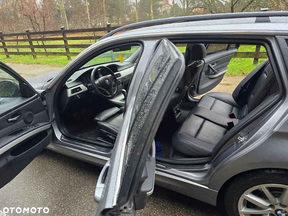 BMW Seria 3 330i xDrive Edition Sport - 20