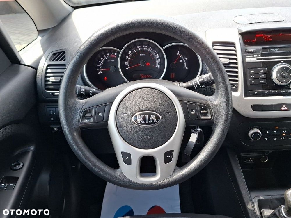 Kia Venga - 9
