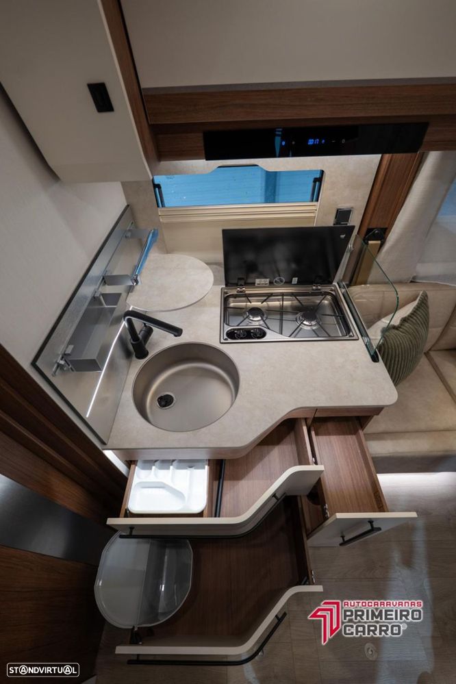 Fleurette Discover 75 LMF Wellness 140cv automática AL-KO - 17