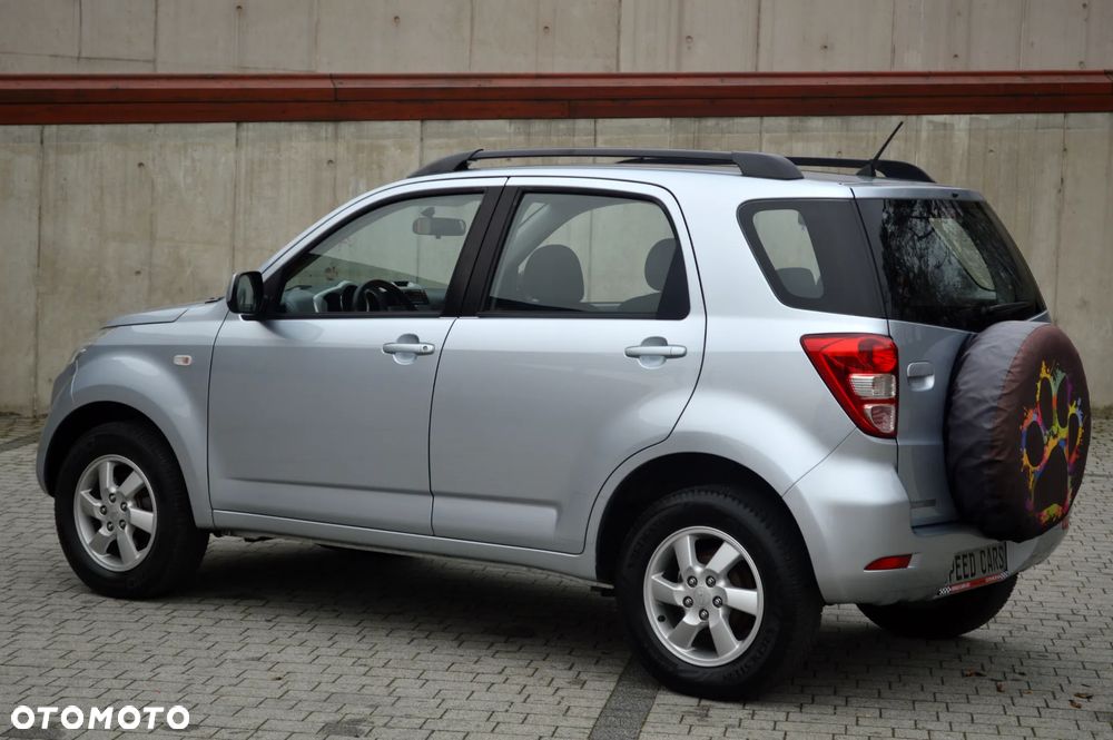 Daihatsu Terios - 4