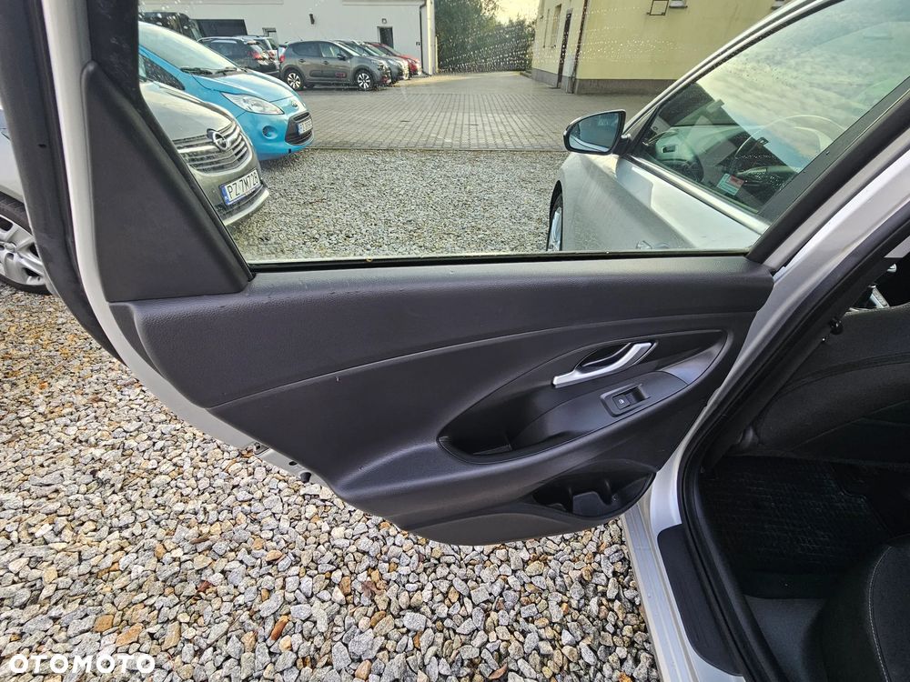 Hyundai i30 1.6 CRDI Intro Edition - 30