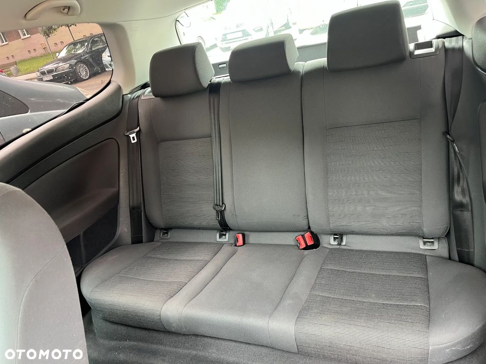 Volkswagen Golf - 5