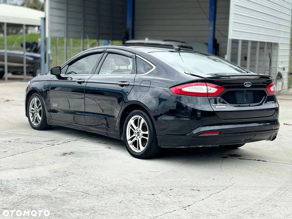 Ford Fusion 2.0 EcoBoost Titanium - 8