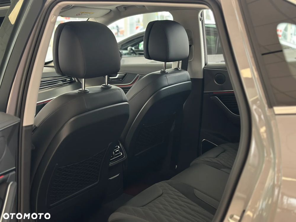 Hongqi HS5 - 7