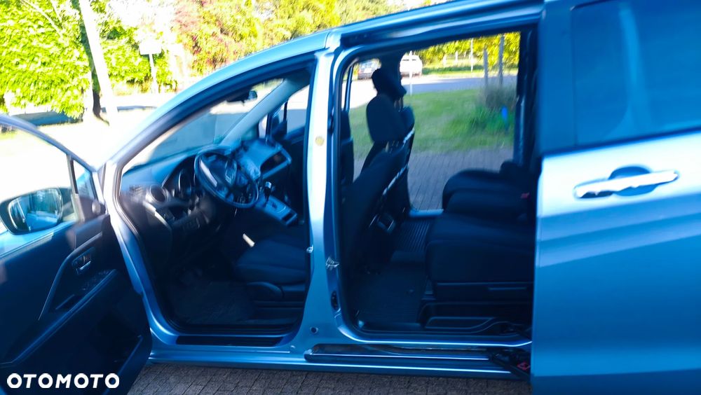 Mazda 5 - 21