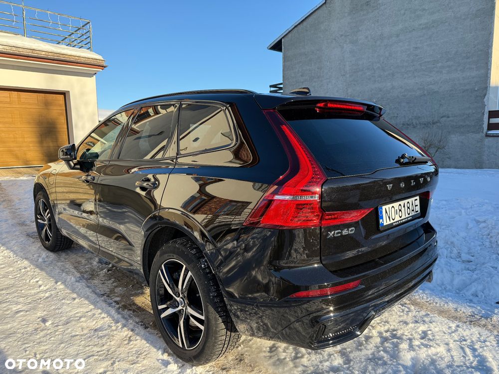Volvo XC 60 T6 AWD Plug-In Hybrid R-Design - 5