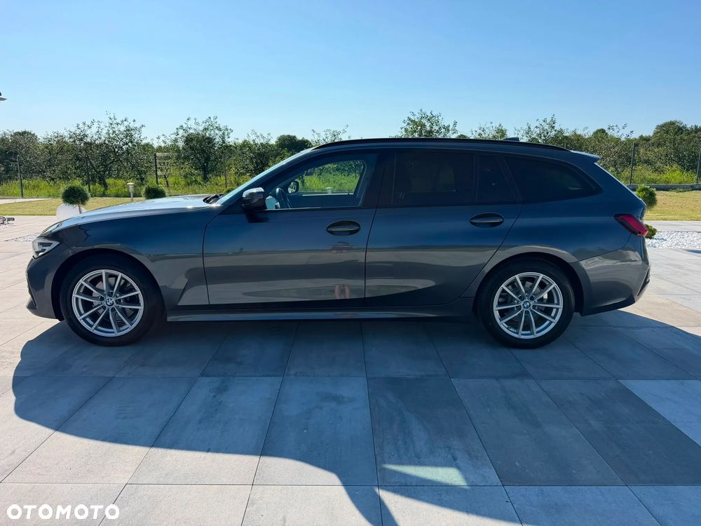 BMW Seria 3 320d xDrive Advantage - 2