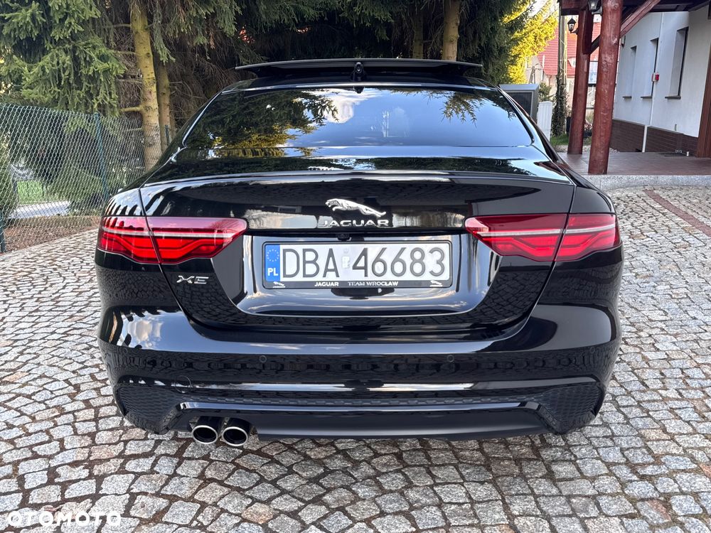 Jaguar XE 2.0 D180 AWD R-Dynamic HSE - 15