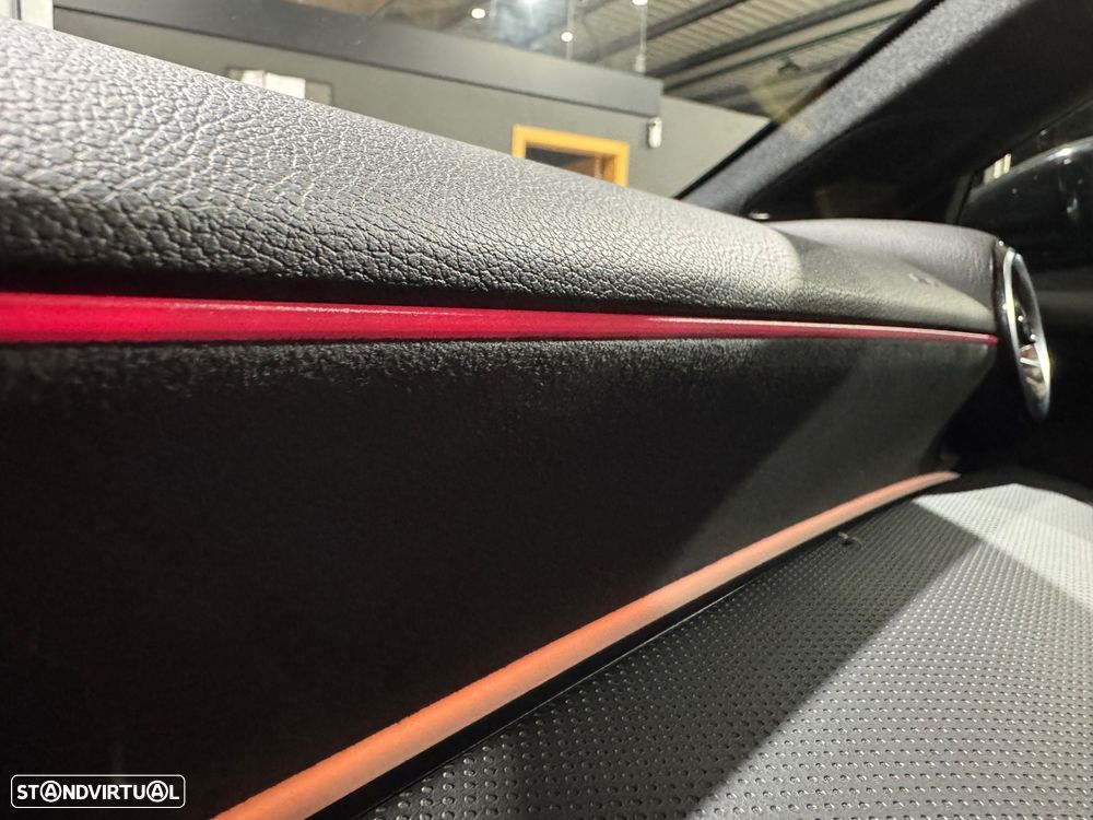 Mercedes-Benz A 250 e AMG Line - 34