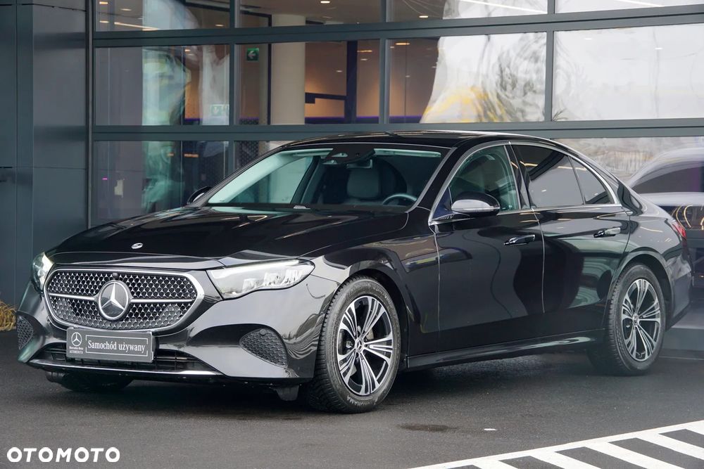 Mercedes-Benz Klasa E 220 d 9G-TRONIC Edition AVANTGARDE - 2