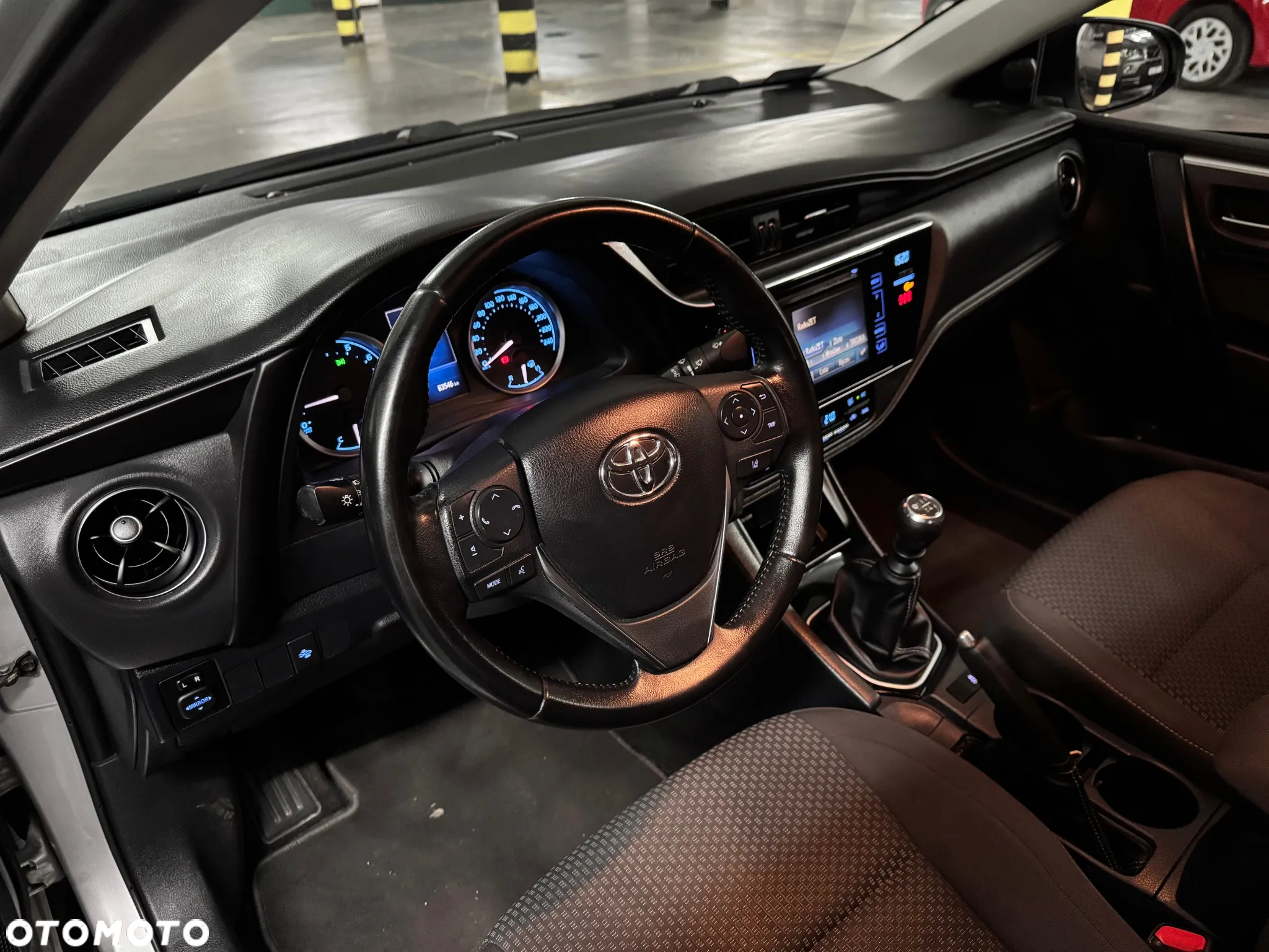 Toyota Corolla 1.6 Comfort - 14