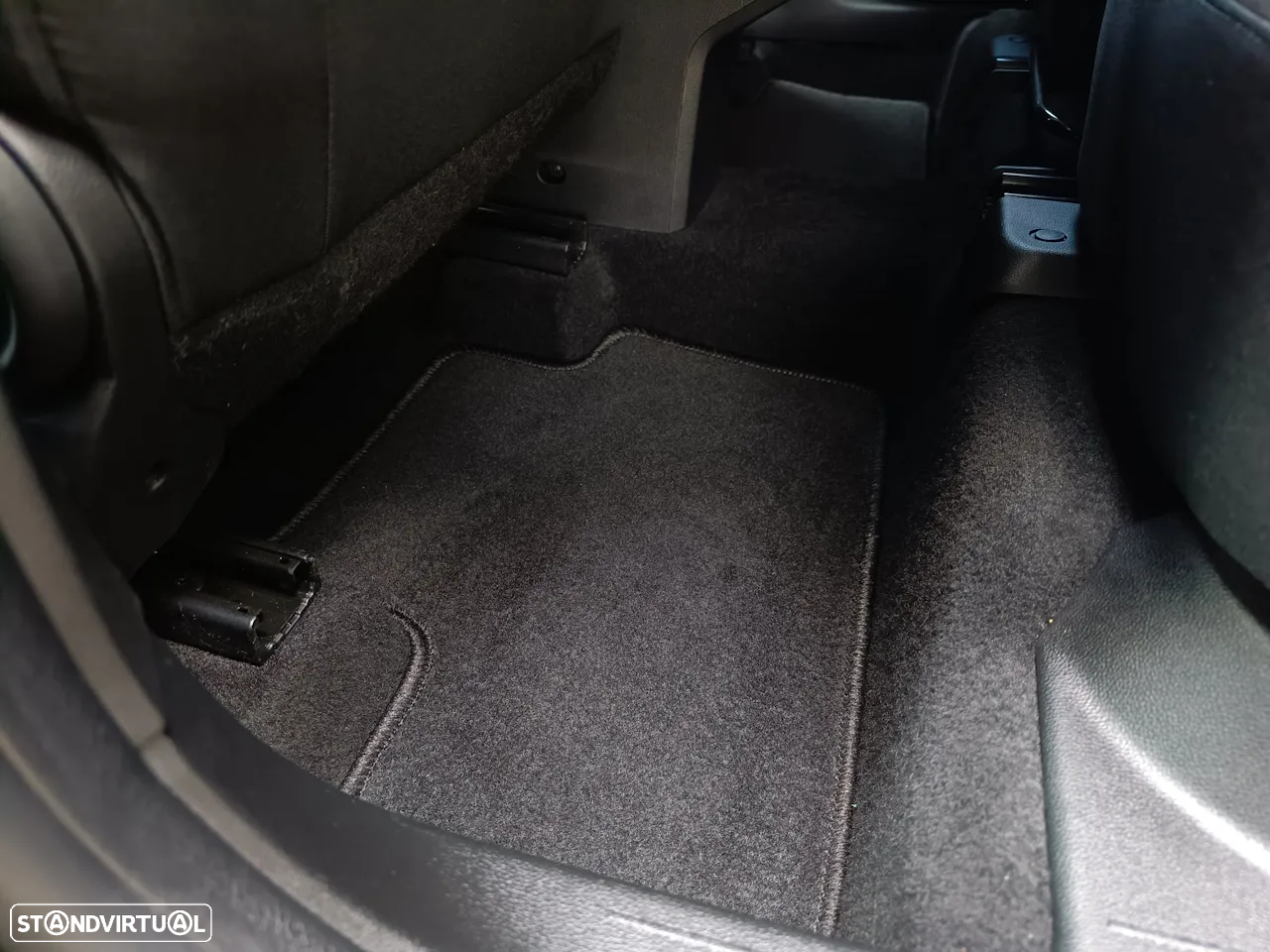 Renault Captur 1.0 TCe Exclusive Bi-Fuel - 18