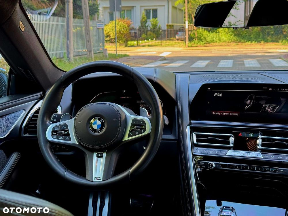 BMW Seria 8 M850i xDrive - 28