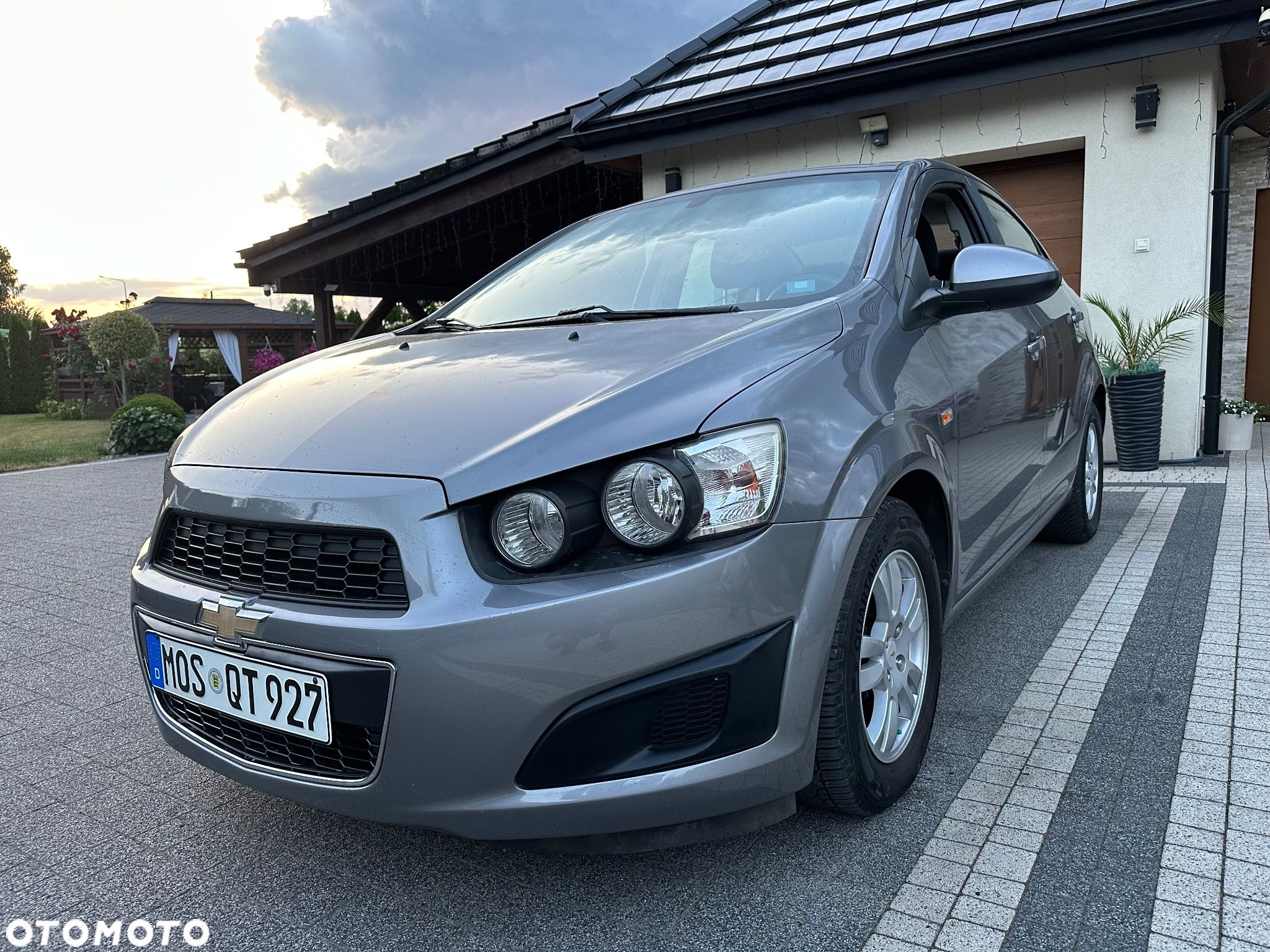 Chevrolet Aveo 1.4 LT - 1