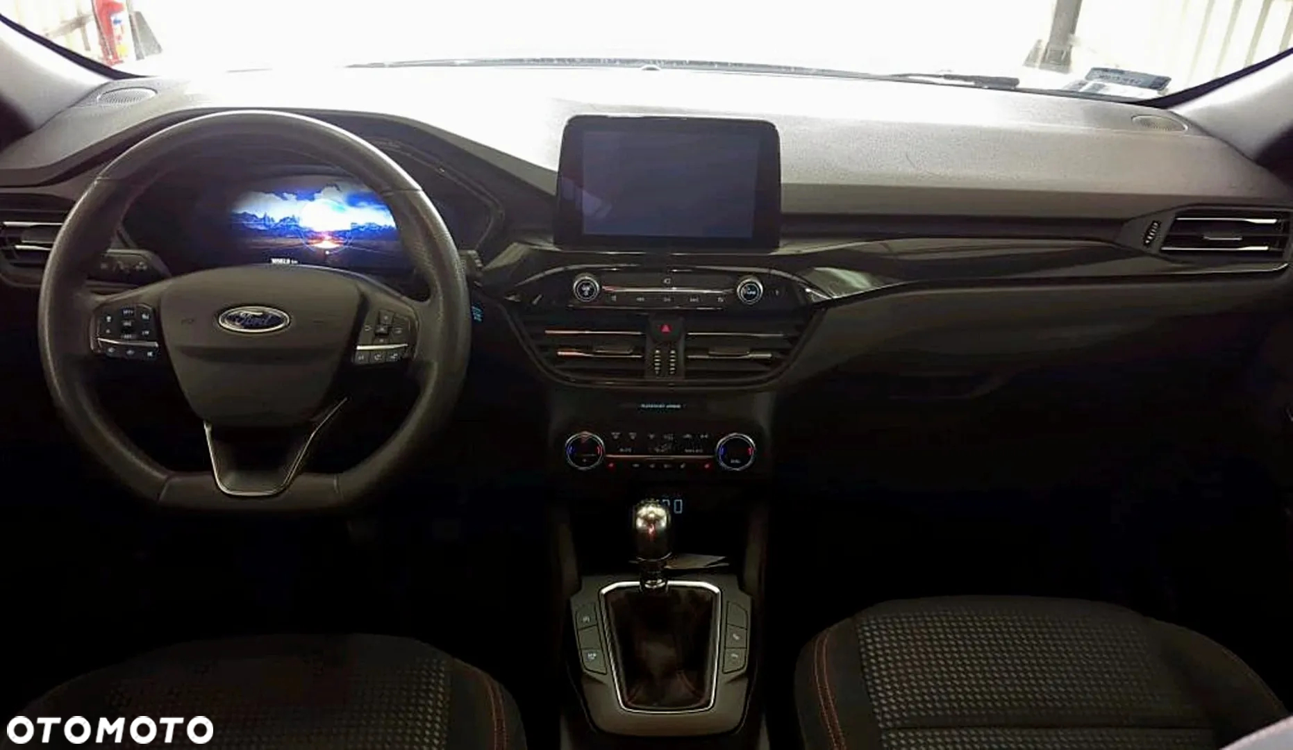 Ford Kuga 1.5 EcoBoost FWD ST-Line - 6