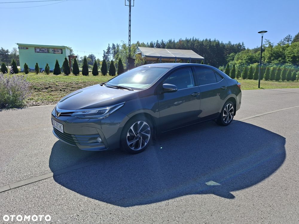 Toyota Corolla - 4
