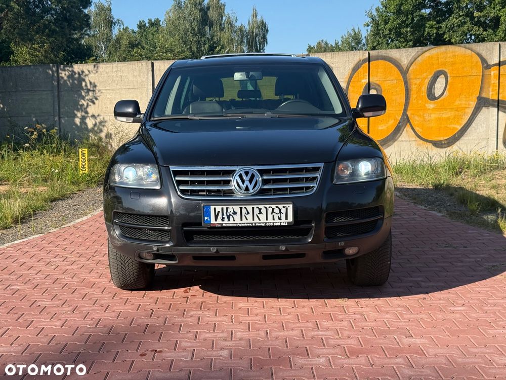 Volkswagen Touareg - 2