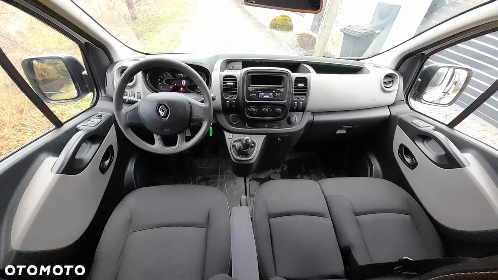 Renault Trafic - 17