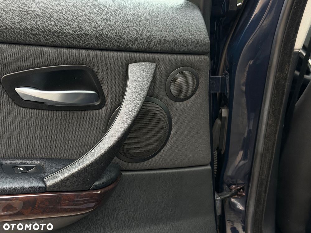 BMW Seria 3 - 27
