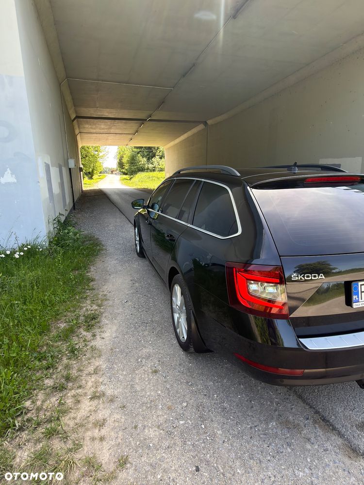 Skoda Octavia 2.0 TDI SCR 4x4 Style DSG - 4