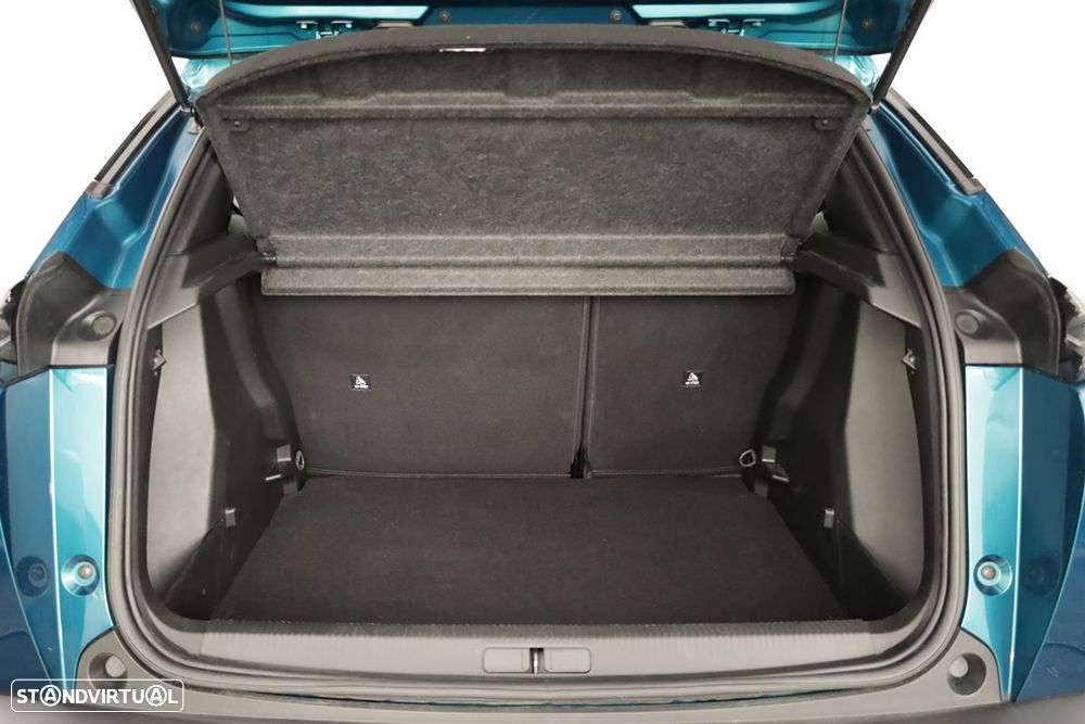 Peugeot 2008 1.2 Allure - 22