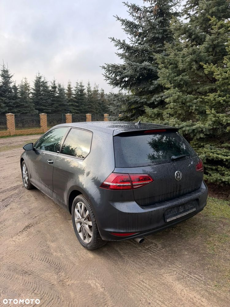 Volkswagen Golf - 4