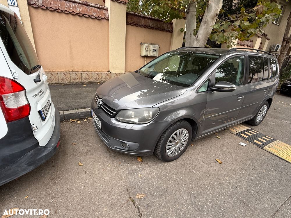 Volkswagen Touran - 15
