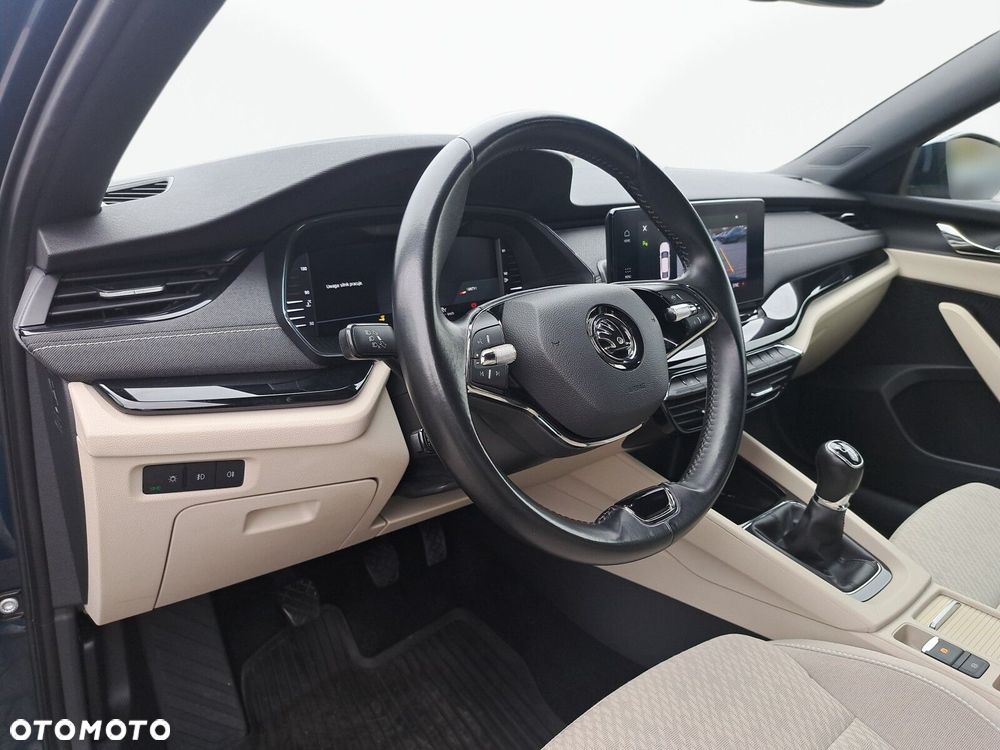 Skoda Octavia 1.5 TSI ACT Style - 23