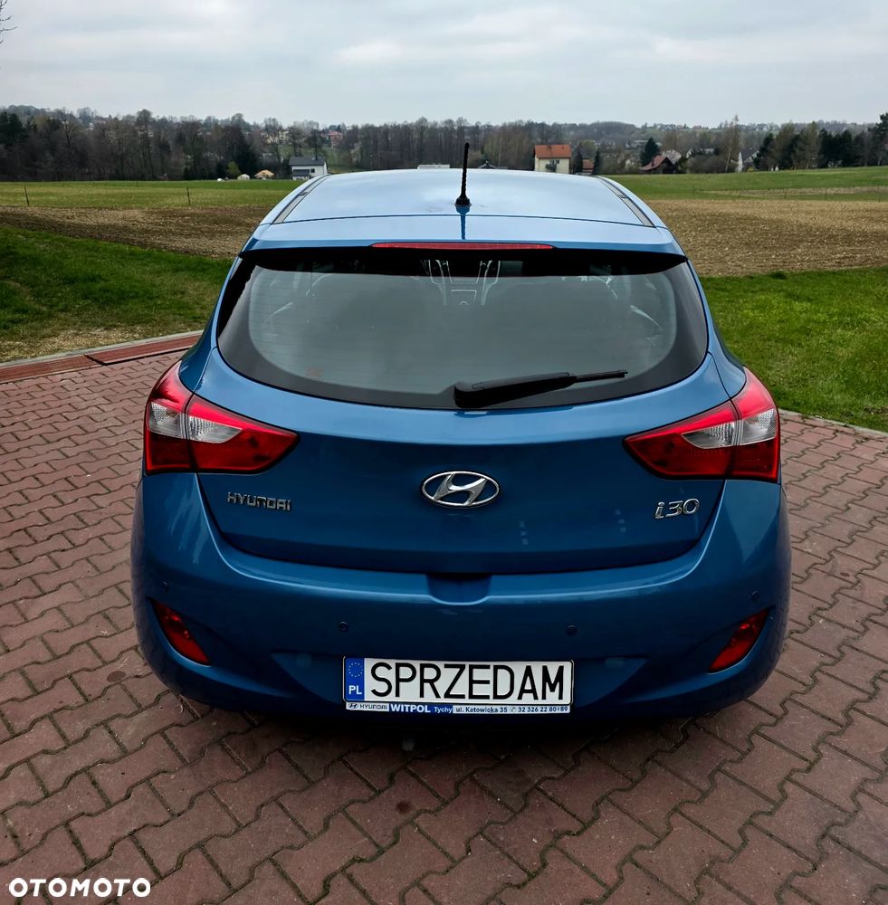 Hyundai i30 1.6 Comfort - 21