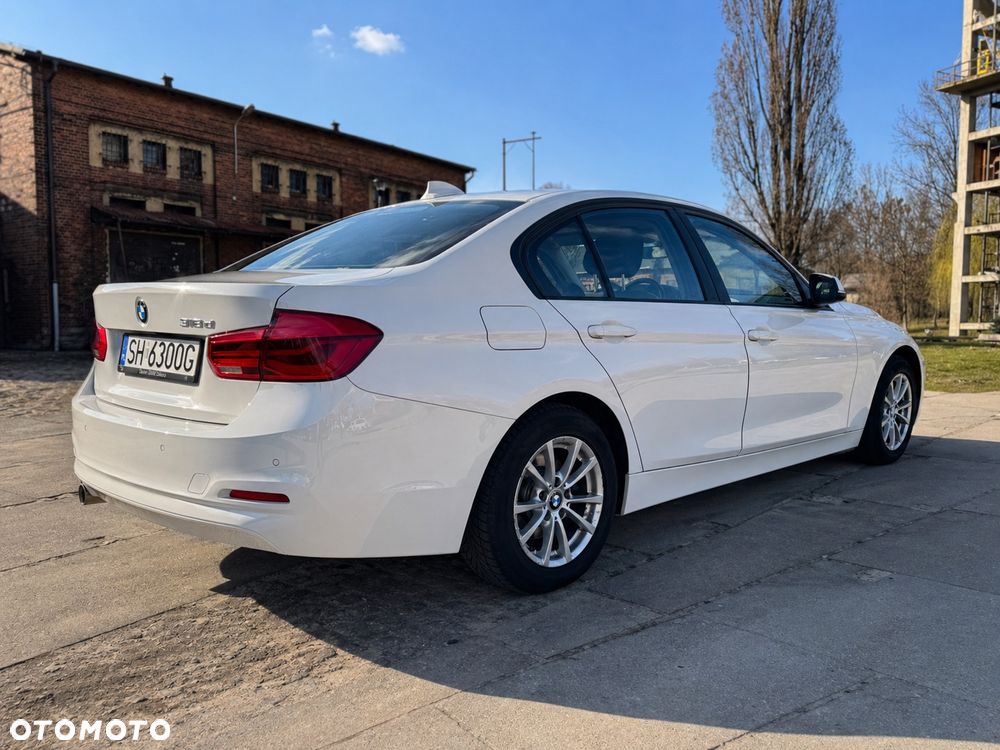 BMW Seria 3 318d - 4