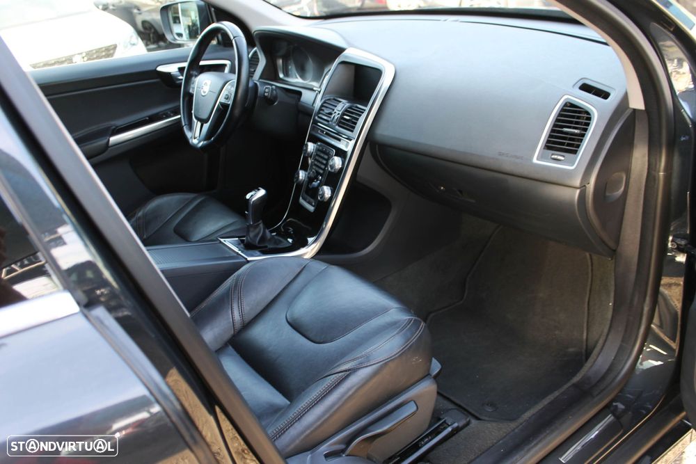 Volvo XC 60 2.0 D3 Dynamic Edition - 21