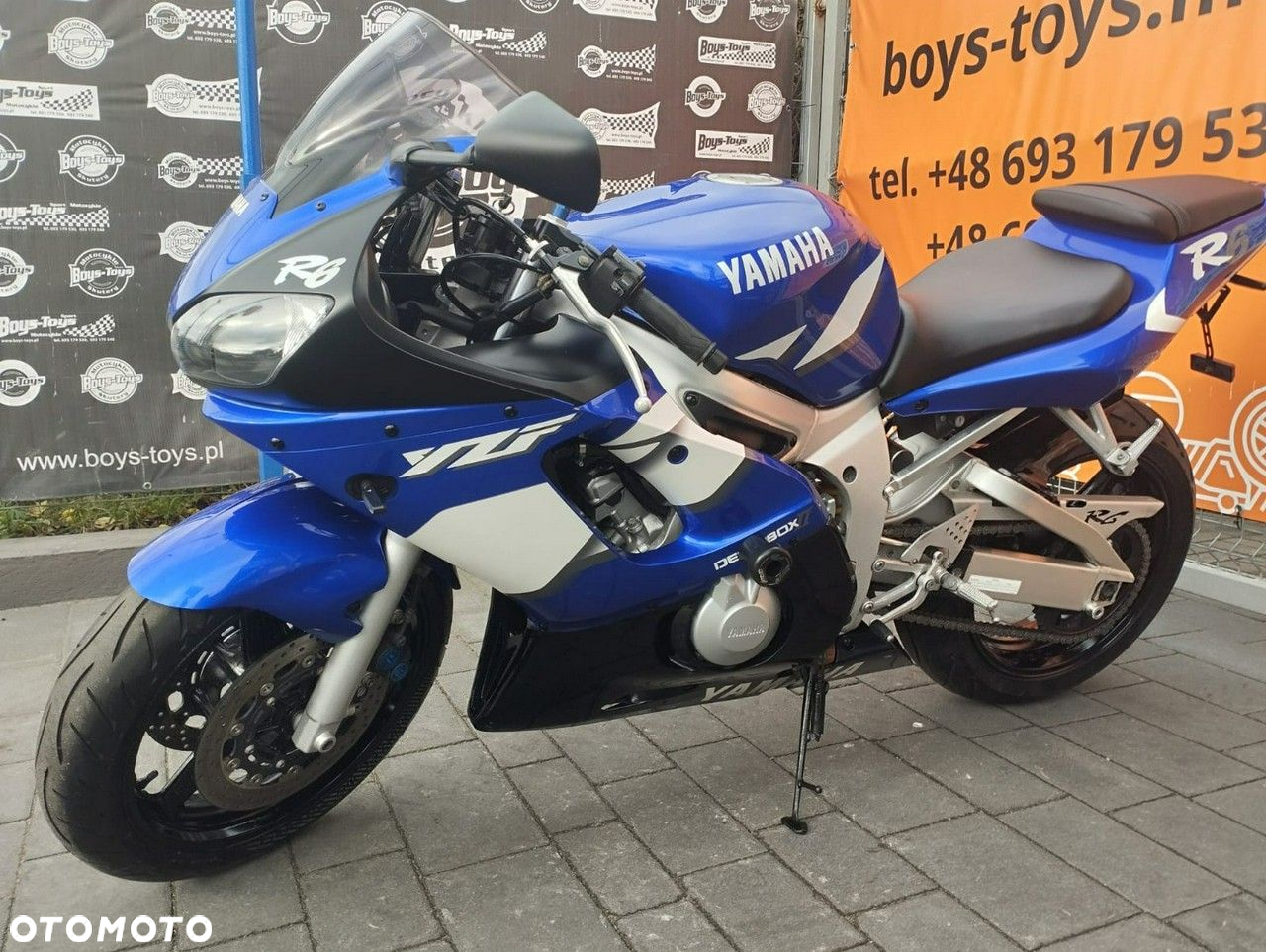 Yamaha R6 - 3