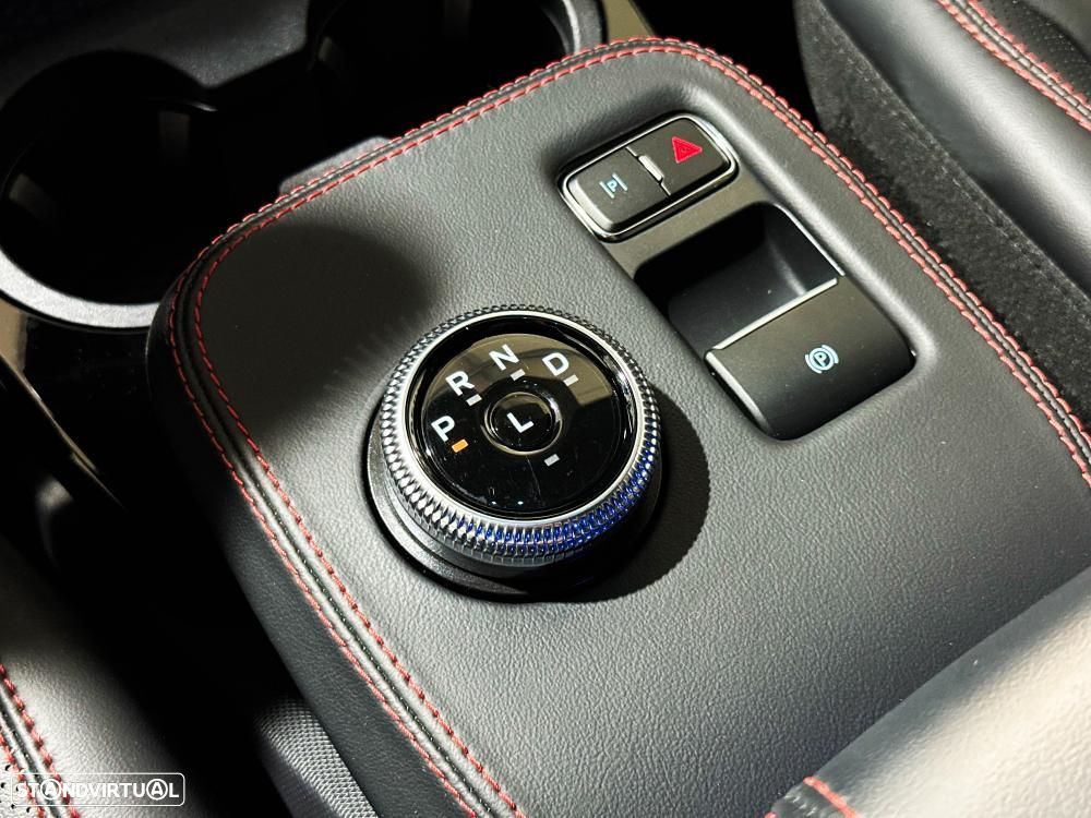 Ford Mustang Mach-E AWD PREMIUM - 45
