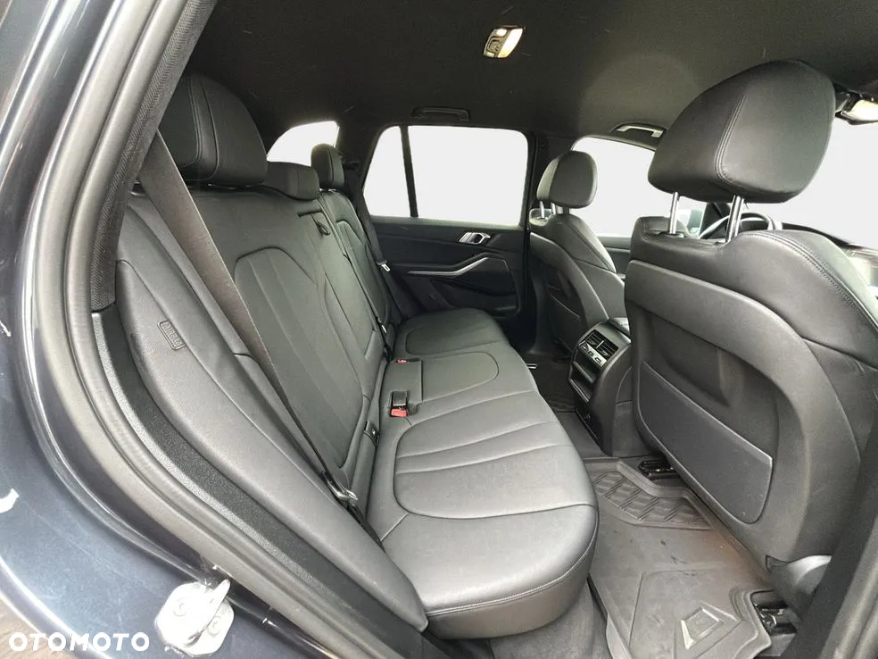 BMW X5 xDrive25d - 15