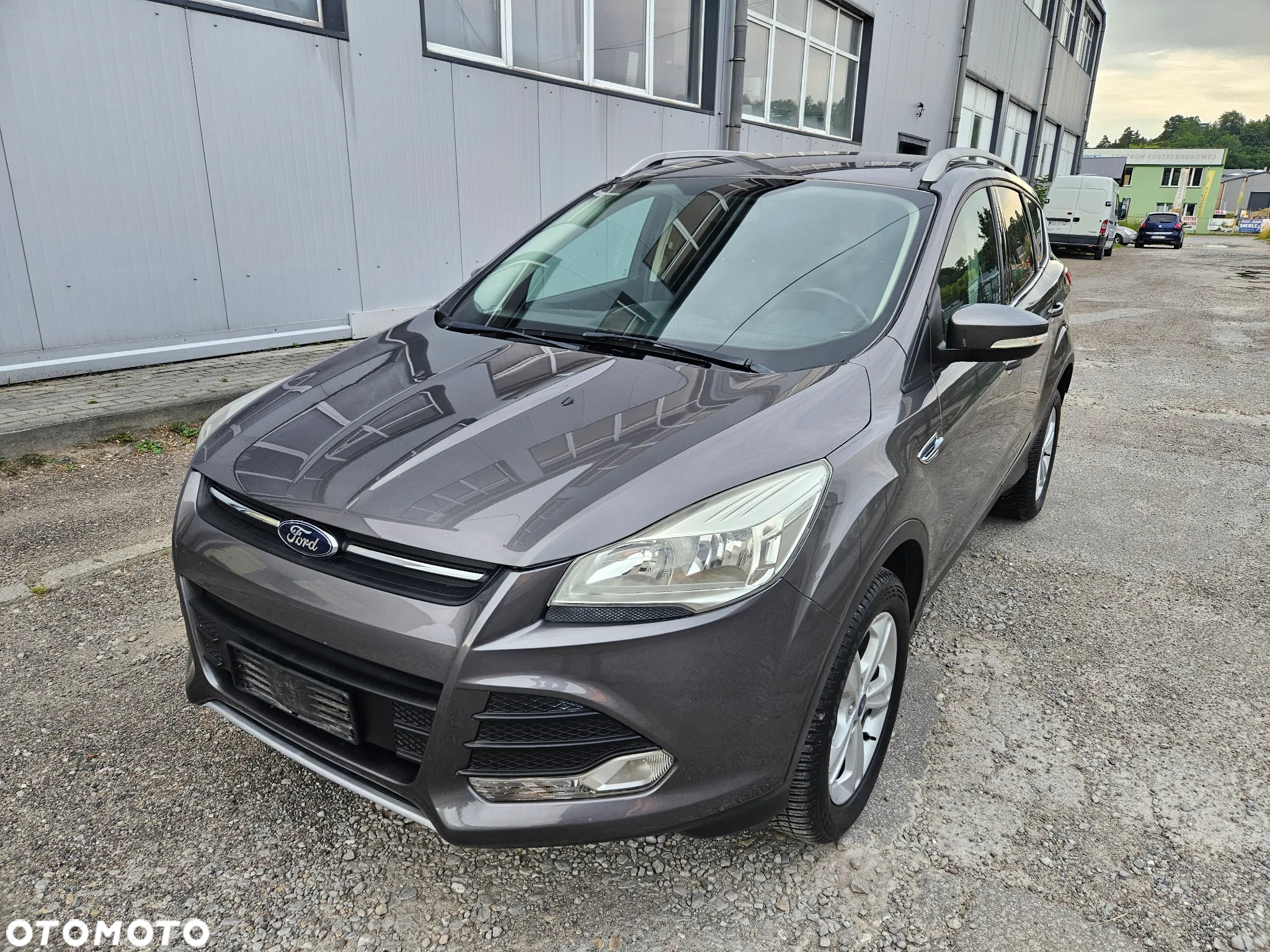 Ford Kuga - 2