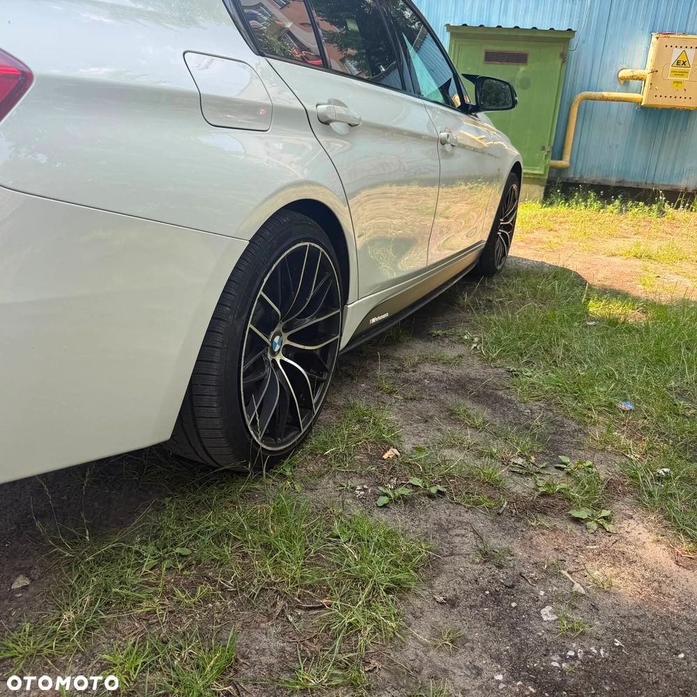 BMW Seria 3 320d xDrive M Sport - 7
