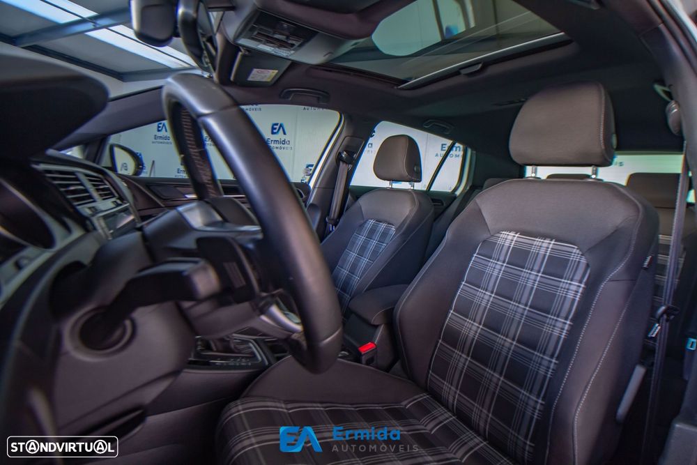 VW Golf 2.0 TDI GTD DSG - 23