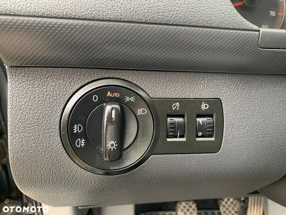 Volkswagen Caddy Life - 24