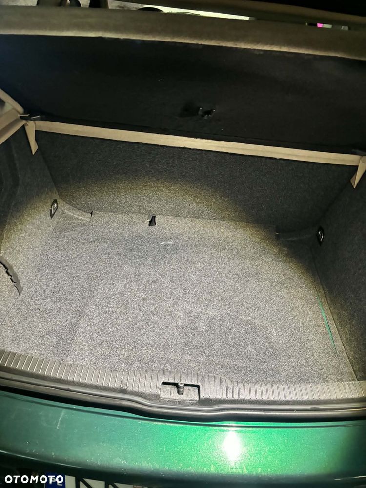 Volkswagen Golf 1.4 Basis - 2