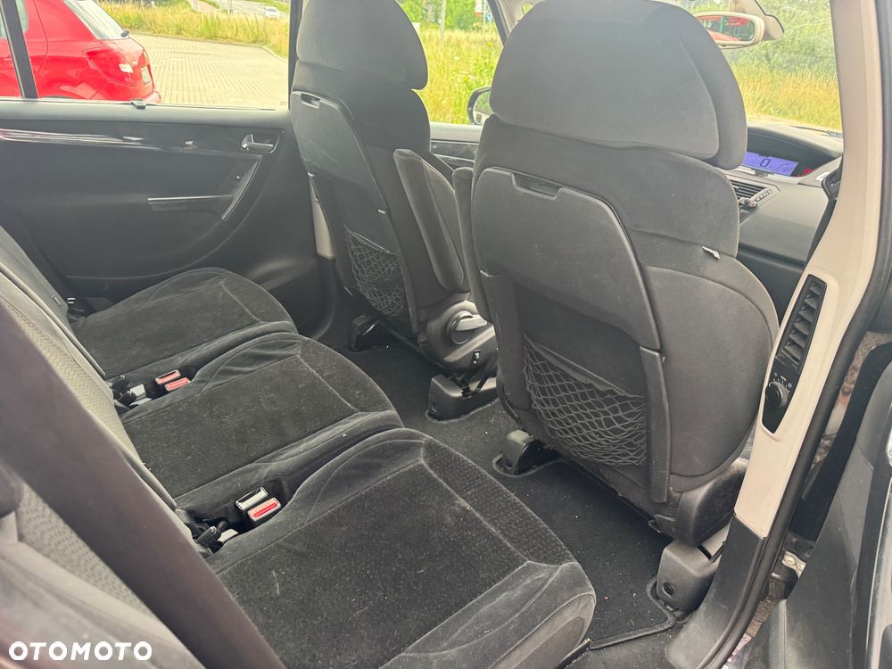 Citroën C4 Picasso ver-1-6-hdi-fap-tendance - 12