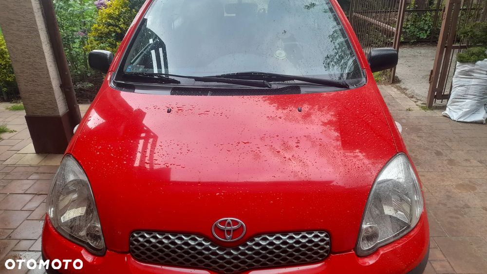 Toyota Yaris 1.0 Base - 4