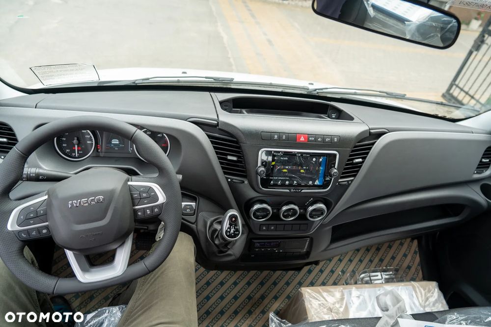 Iveco Daily 70C18 - 28