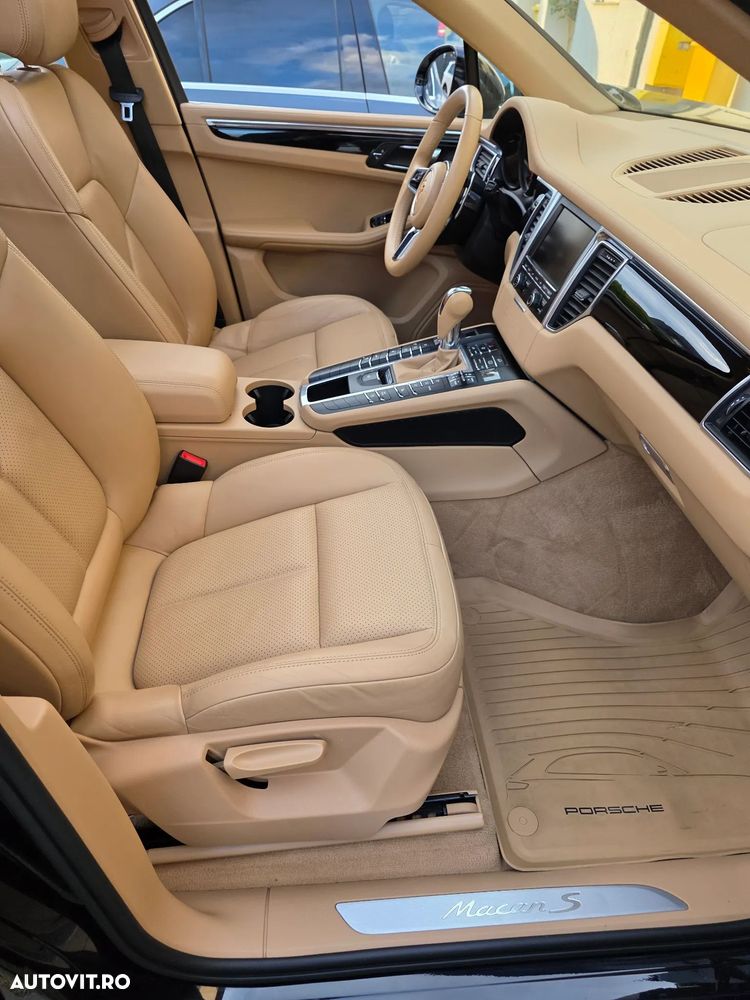 Porsche Macan - 8