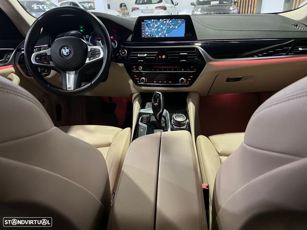 BMW 530 e iPerformance Line Luxury - 13