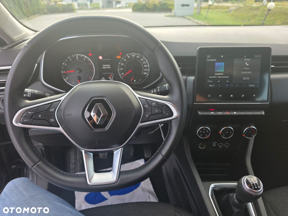 Renault Clio - 16