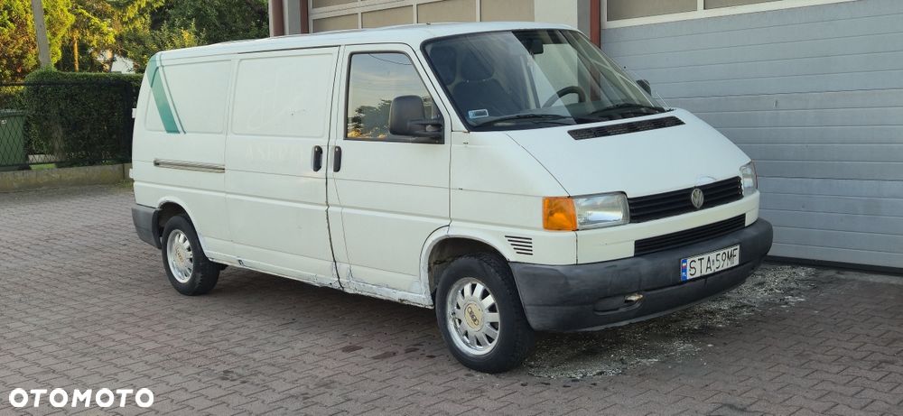 Volkswagen Transporter - 2