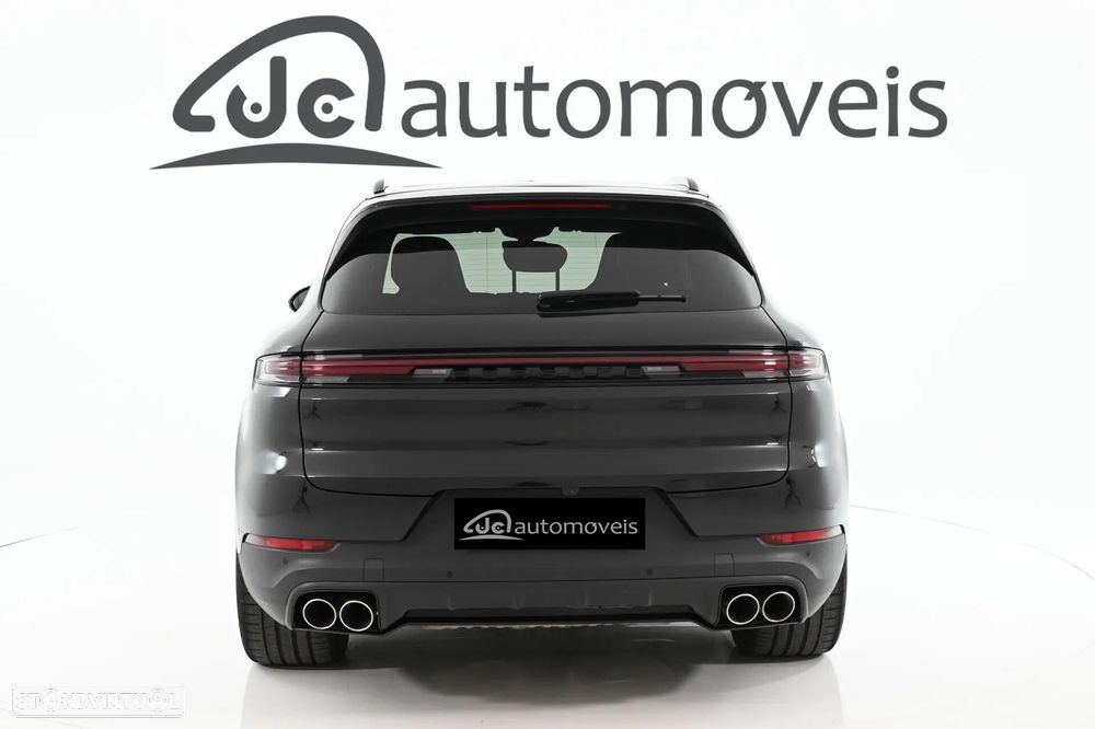 Porsche Cayenne S E-Hybrid Black Edition - 8